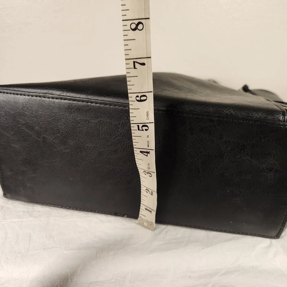 New Neiman Marcus Purse Black Vegan Leather Bucket Bag Tote Zippers Minimalist